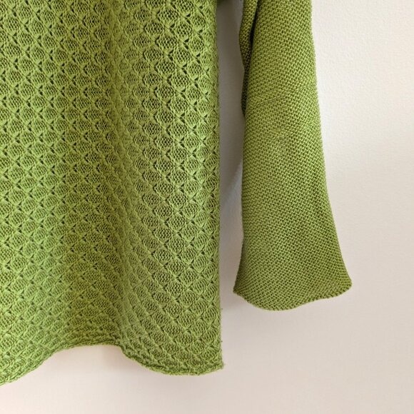 Green Knit Sweater – Size Medium - Picture 3 of 5